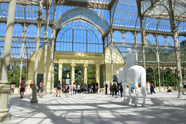 Crystal Palace Palacio de Cristal, un lugar maravilloso para visitar en Madrid.