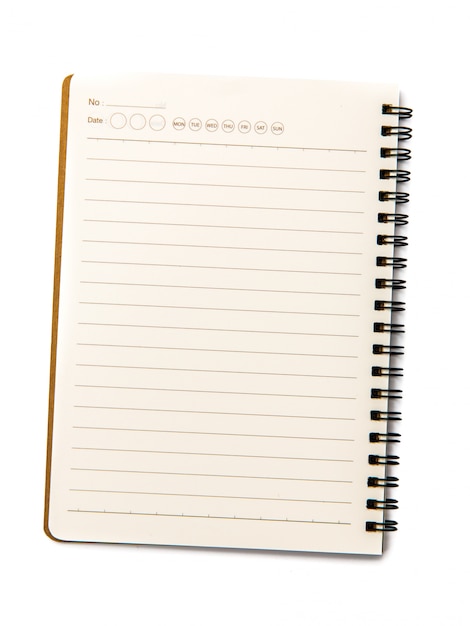 Cuaderno en blanco sobre blanco aislado