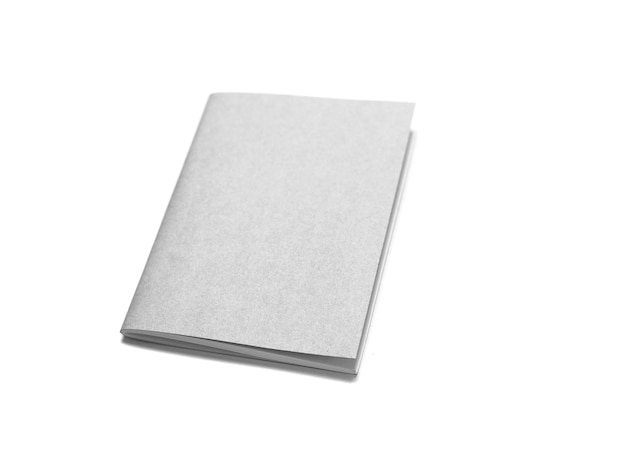 Foto cuaderno en blanco sobre fondo blanco