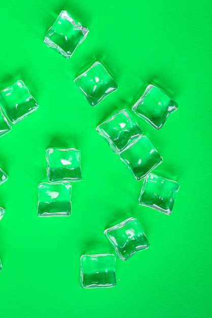 Foto cubitos de hielo piezas acrílicas artificiales