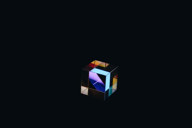Cubo de vidrio óptico Espectro de dispersión de luz Física óptica refracciones de rayos