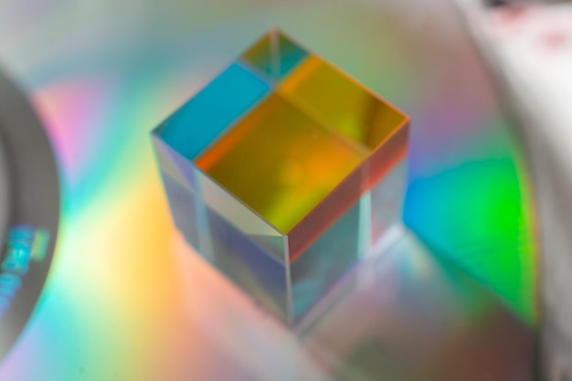 Cubo de vidrio óptico Espectro de dispersión de luz Física rayo óptico