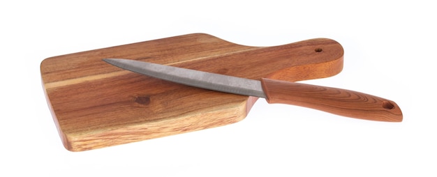 Cuchillo de cocina con placa de corte aislado sobre un fondo blanco.