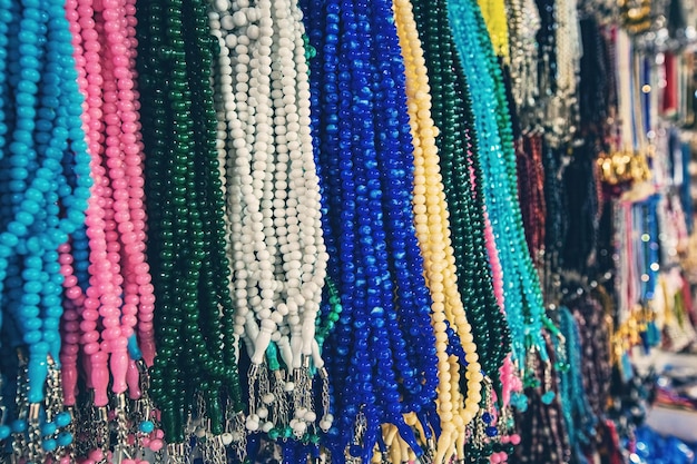 Cuentas musulmanas tradicionales en el mercado Turquía