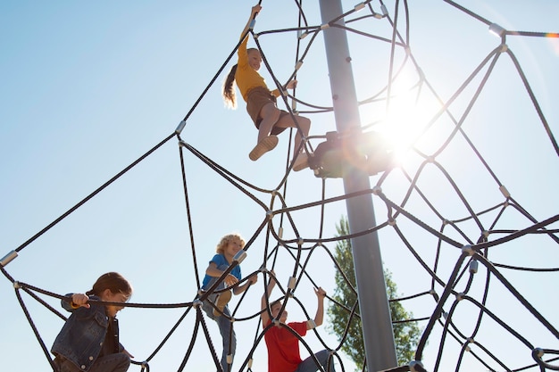 Foto cuerda de escalada para niños de tiro medio