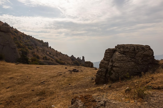 Cuesta de montaña del macizo de Demerdzhi