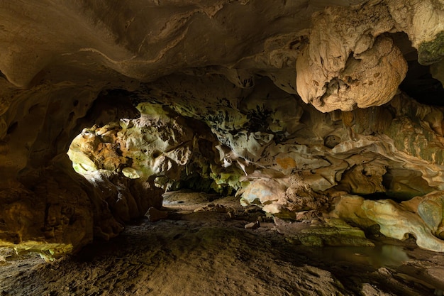 cueva, cuevas en parques nacionales, Tailandia