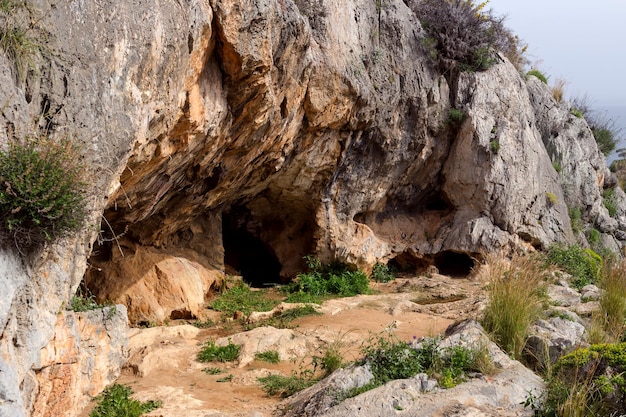 Foto la cueva de eurípides grecia