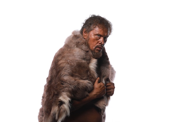 cueva hombre antiguo con un club Ice Age
