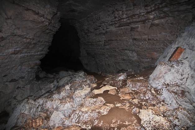 Cueva de Jomblang cerca de la ciudad de Yogyakarta, Java, Indonesia