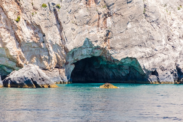 Cuevas marinas en Zakynthos