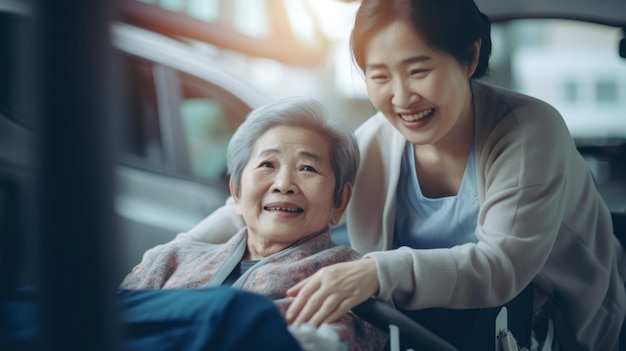 Cuidador asiático ajudando uma mulher idosa com deficiência a entrar no carro Conceito médico gerado pela IA