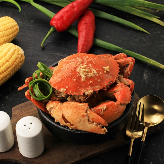 Cullibary famoso de Singapur, cangrejo de barro con ajo