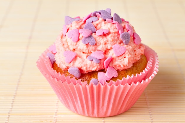 Cupcake com creme rosa