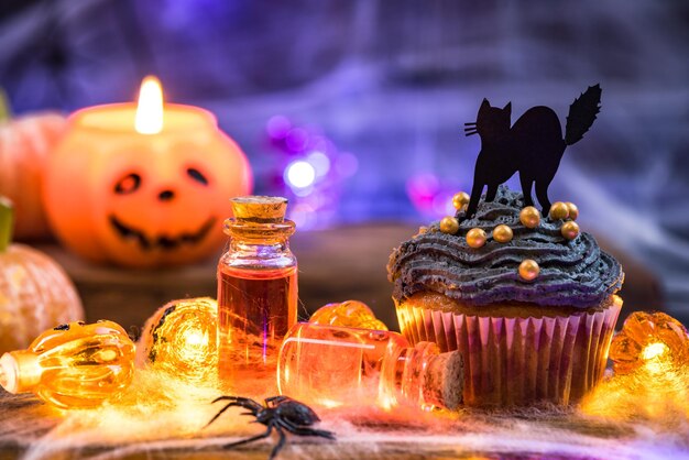 cupcake de Halloween e abóbora latern