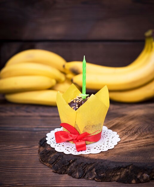 Cupcake de plátano con velas
