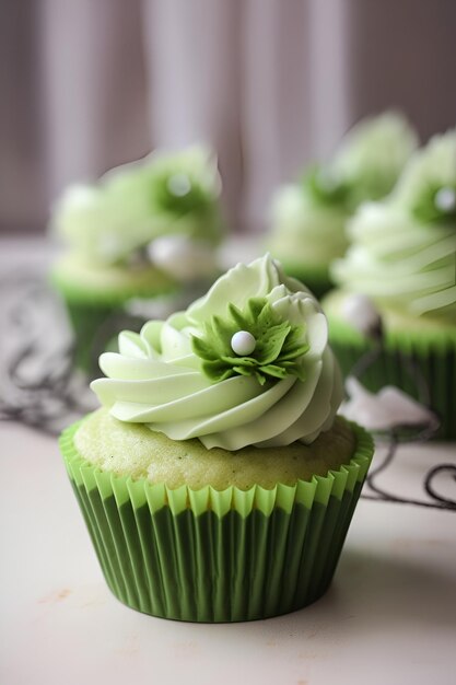 Cupcake verde sálvia em close-up decorado com um turbilhão de creme IA geradora
