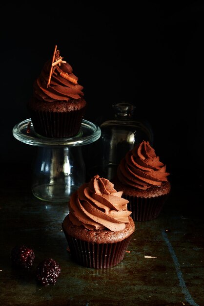 Cupcakes de chocolate con caramelo salado y ganache