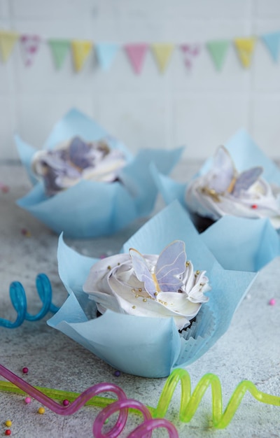 Cupcakes con decoración de mariposas