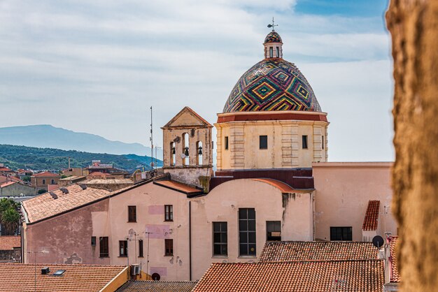 Cúpula colorida en Alghero