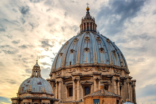 Cúpula da Basílica de São Pedro em Roma