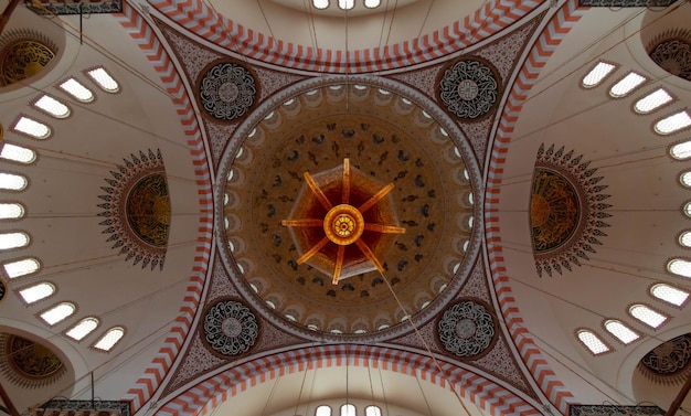 Foto cúpulas da mesquita suleymaniye