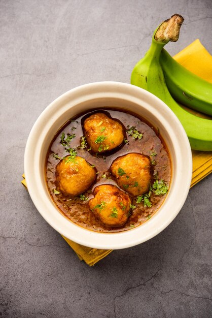 Curry Banana Kofta também conhecido como Kachche Kele Ke Kofte na Índia