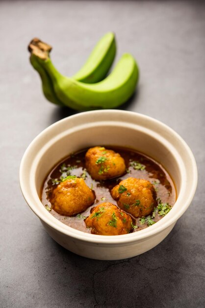 Curry Banana Kofta também conhecido como Kachche Kele Ke Kofte na Índia