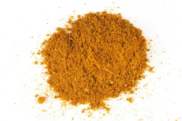 Curry-Pulver-Gewürz-Isolat-Nahaufnahme