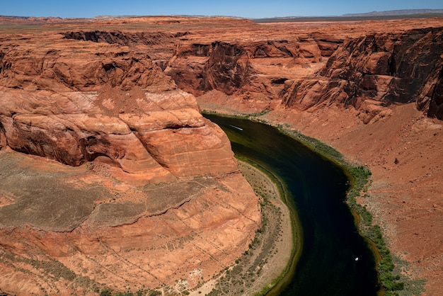 Curva de Horeseshoe Panorâmica. Horseshoe Bend e o rio Colorado. Vista panorâmica. Glen Canyon.