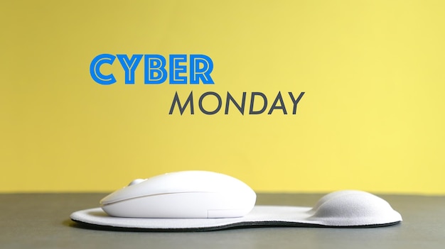 Cyber ​​Monday