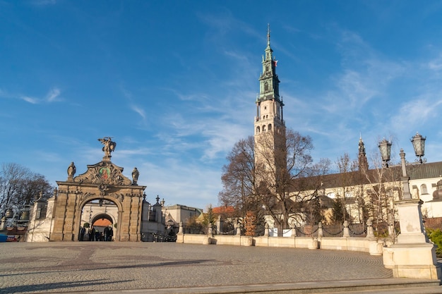 Czestochowa polônia 01 de janeiro de 2023 o mosteiro jasna gora na cidade de czestochowa