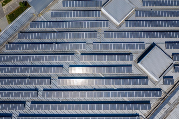 Dach mit Solaranlage