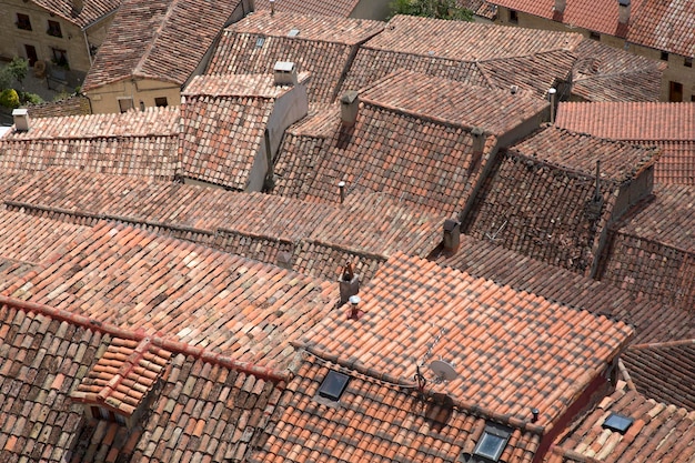 Dächer im Dorf Frias, Burgos, Spanien