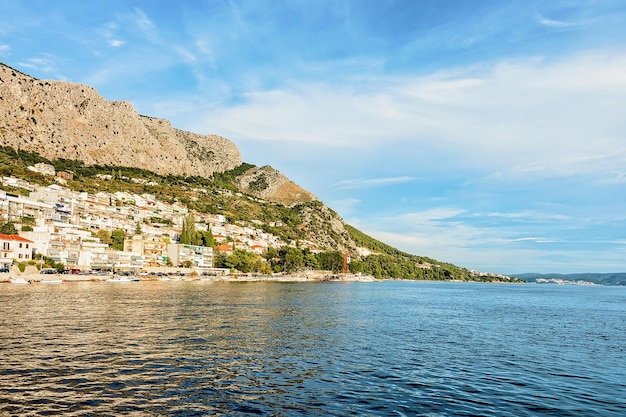 Dalmatinische Adriaküste in Omis, Kroatien