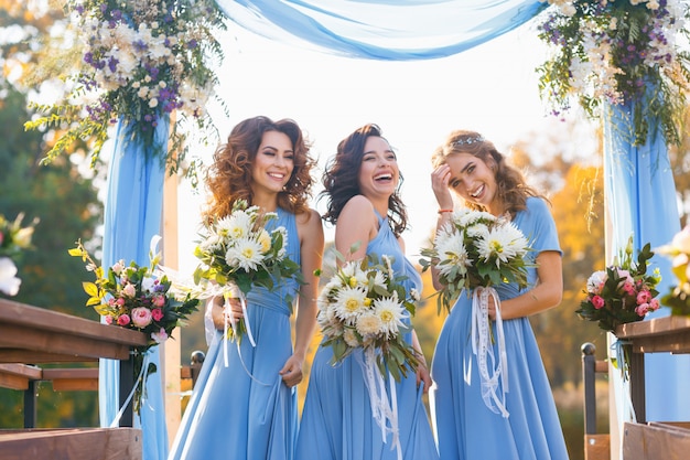 Damas de honra no parque