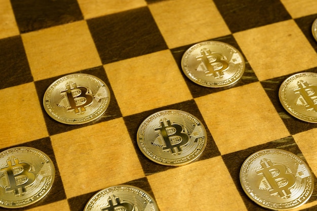 Dame oder Entwurfsspiel mit Bitcoin