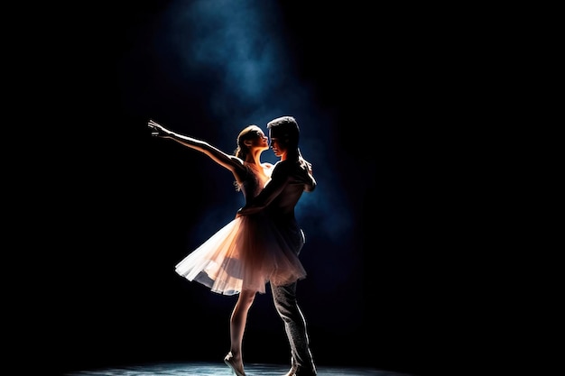 Dança coreográfica de ballet clássico fundo escuro casal de dançarinos profissionais elegante e gracioso