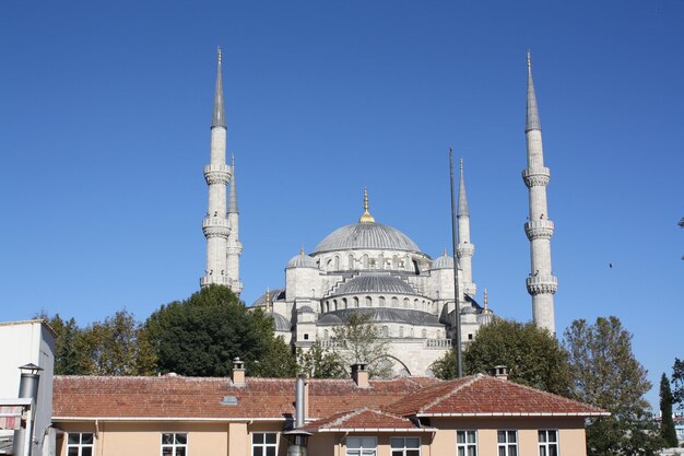 Foto das äußere einer blauen moschee in istanbul