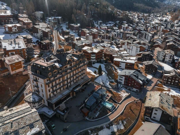 Das Fairmont Beau Site Palace Hotel ist ein Fünf-Sterne-Luxushotel im Zentrum von Zermatt