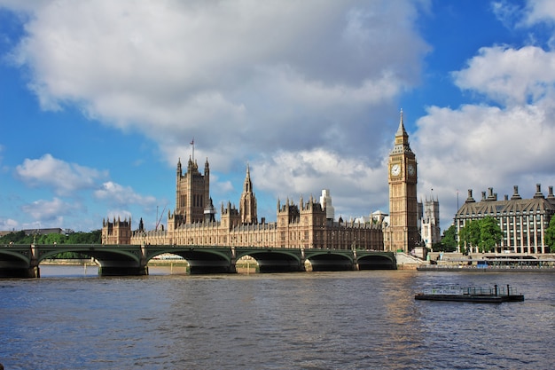 Das Gebäude des britischen Parlaments in der London-Stadt, England, Großbritannien