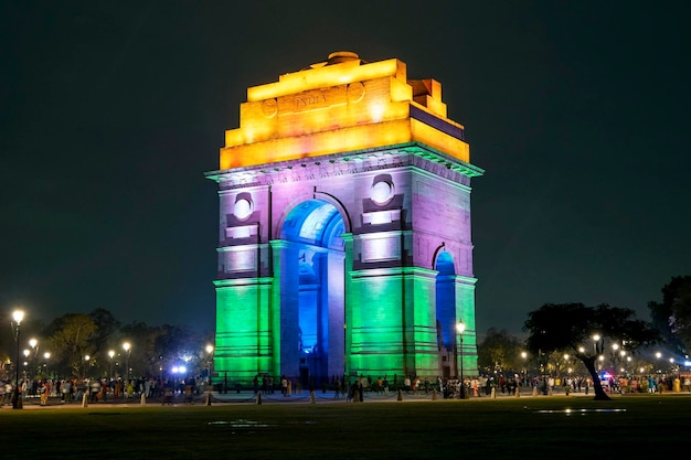 Das India Gate oder All India War Memorial mit beleuchteten in Neu-Delhi