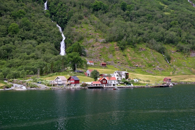 Das kleine Dorf am Sognefjord Norwegen