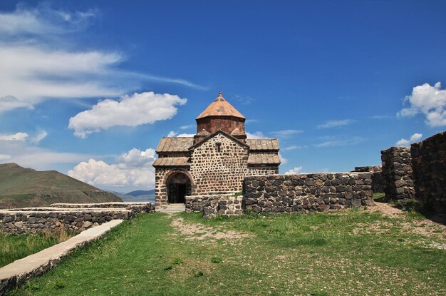 Das Kloster Sevanavank am See Sevan in Armenien