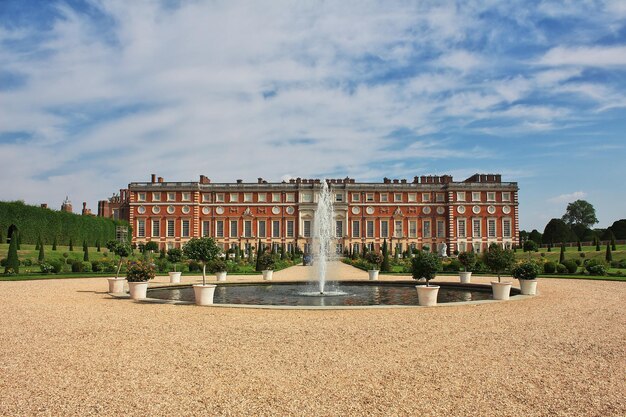 Das königliche Schloss Hampton Court England UK