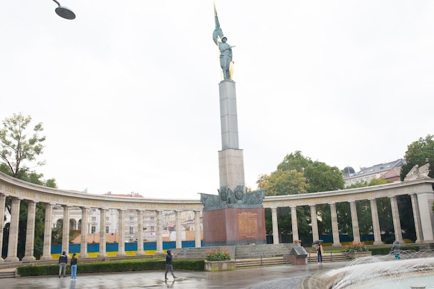 Das Rote-Armee-Denkmal ist ein Denkmal für sowjetische Soldaten, die während der Befreiung Österreichs starben.