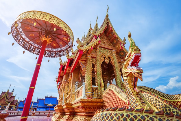 Das Schöne von Wat Pipatmongkol ist ein buddhistischer Tempel