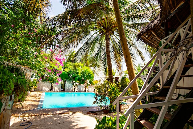 Das Schwimmbad am oder in der Nähe des Strandhauses