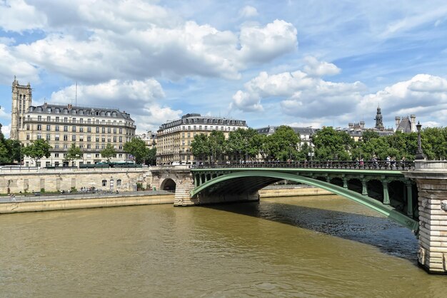 Das Seine-Ufer in Paris