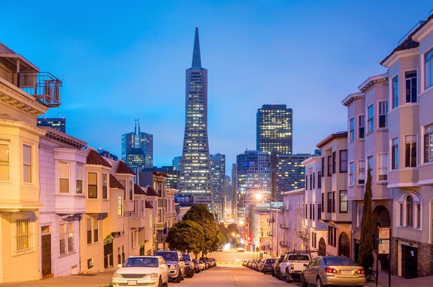 Das Stadtbild von San Francisco in der Nacht